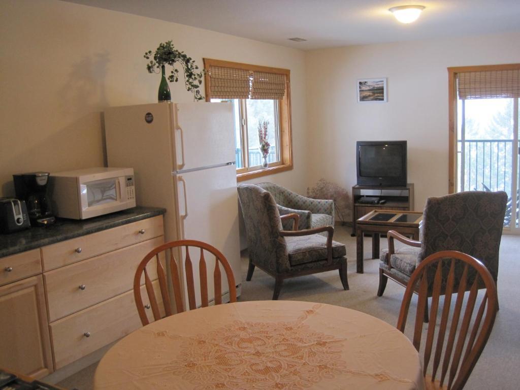 Wild Nature B&B Kelowna Room photo